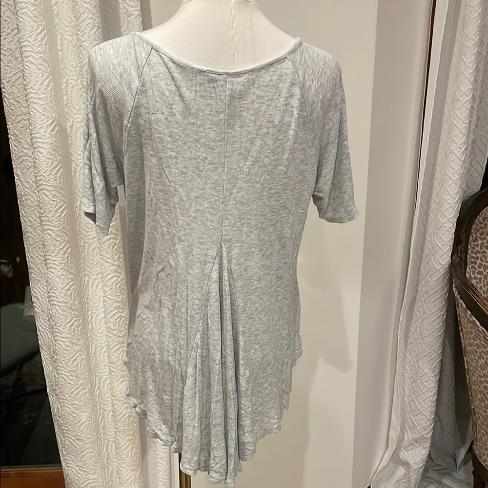 H by Bordeaux Nordstrom Grey Ribbed Bias Cut Longer Sleeve Scoop Top M